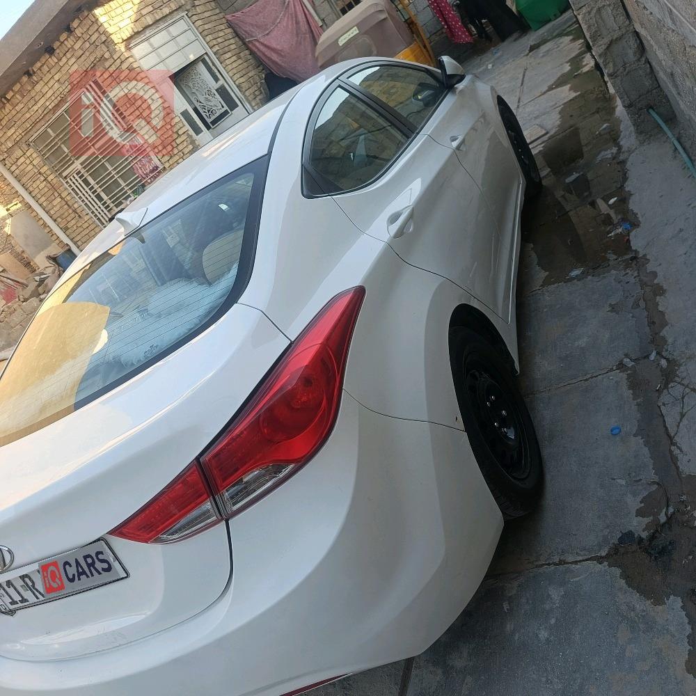 هيونداي النترا